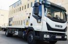 Plataforma basculante FPD100 para Iveco